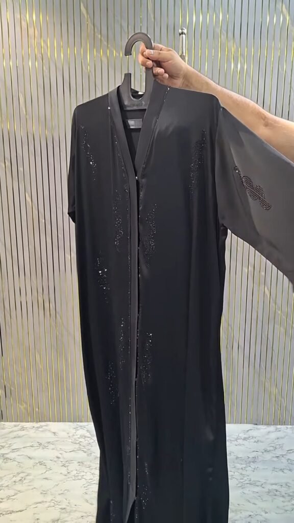 Midnight Allure Embellished Abaya – A Masterpiece of Minimalist Glamour - Photo 6