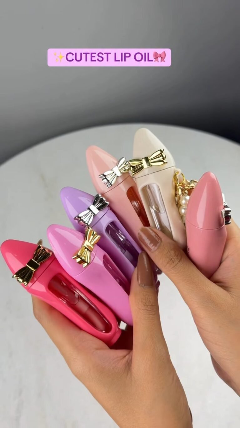 Cutest Bow-Charm Lip Oil | Glossy Tinted Lip Oil with Pearl Keychain | Travel-Friendly Mini Lip Care