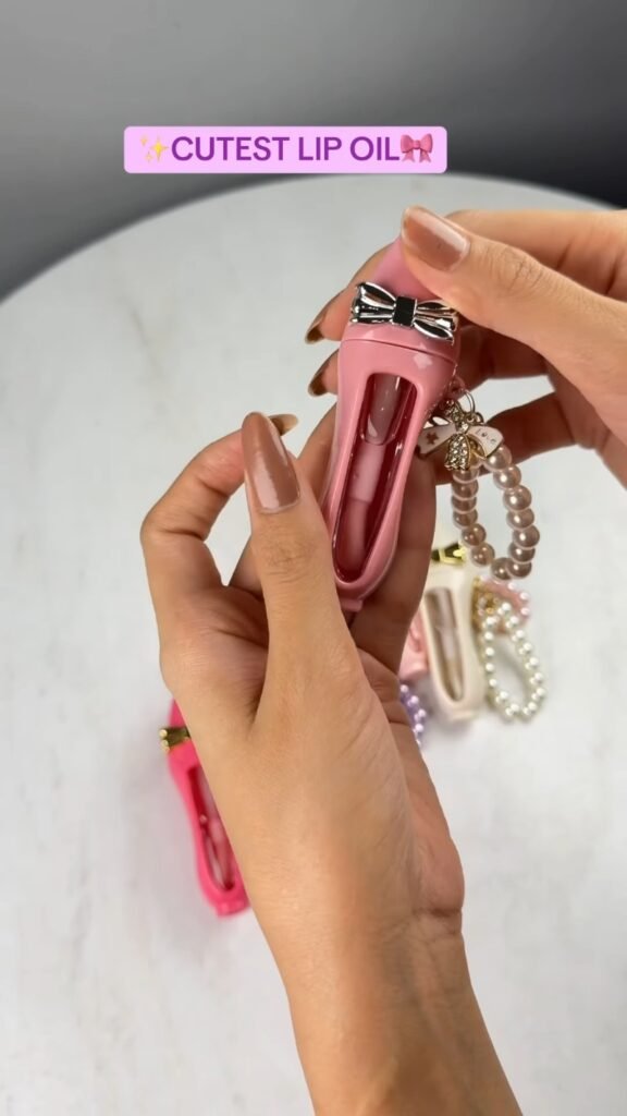 Cutest Bow-Charm Lip Oil | Glossy Tinted Lip Oil with Pearl Keychain | Travel-Friendly Mini Lip Care - Photo 4