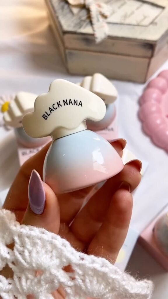 Black Nana Cloud Cap Multi-Use Tint | Gradient Lip & Cheek Cream Balm | Soft-Focus Natural Flush - Photo 5